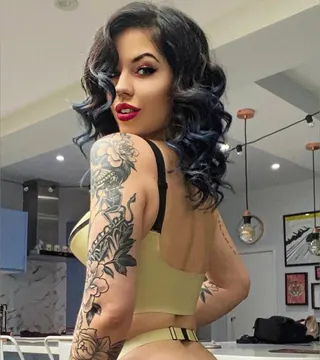 Aemelia Fox, OnlyFans gratis