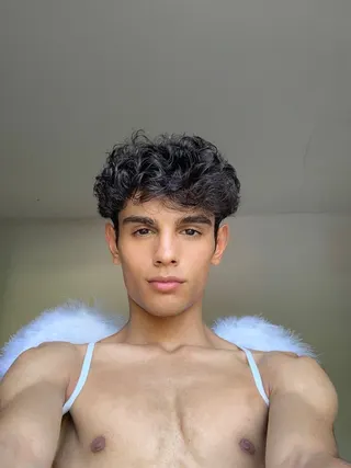 Aladdin Twink, OnlyFans gratis