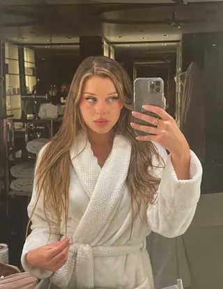 Alexia, OnlyFans gratis