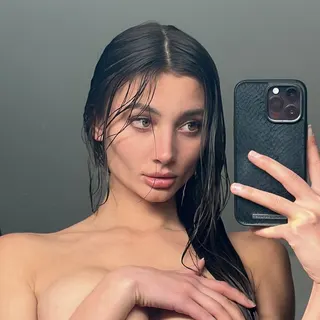 Ave Estel, OnlyFans gratis