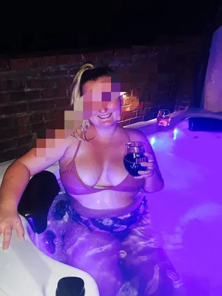 Sophie Bluu, OnlyFans gratis