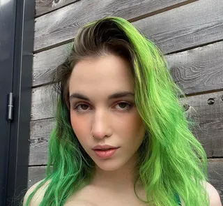 Bailey Eilish, OnlyFans gratis