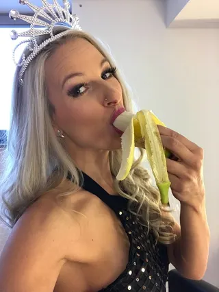 𝐌𝐚𝐯𝐢𝐞 𝐏𝐞𝐚𝐫𝐥 💋 FREE, OnlyFans gratis