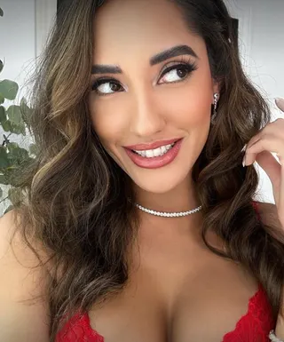 Chloe Amour TV, OnlyFans gratis