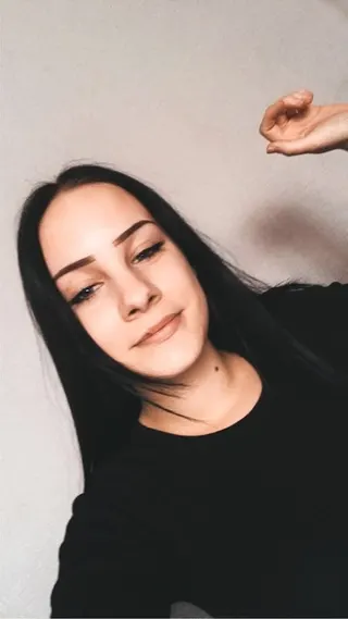 Anna, OnlyFans gratis