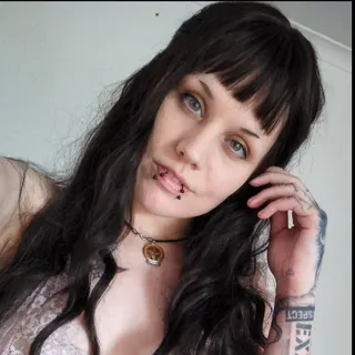 Faye Raido, OnlyFans gratis