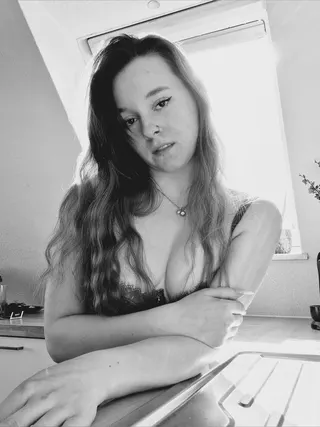 Izzy.Inked, OnlyFans gratis