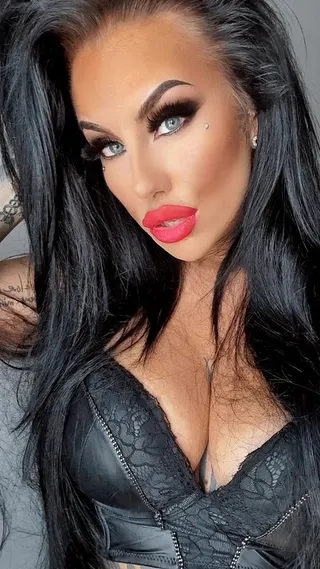 Jolie Ray, OnlyFans gratis