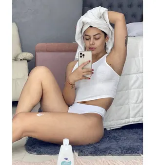 Lari Riquelme, OnlyFans gratis