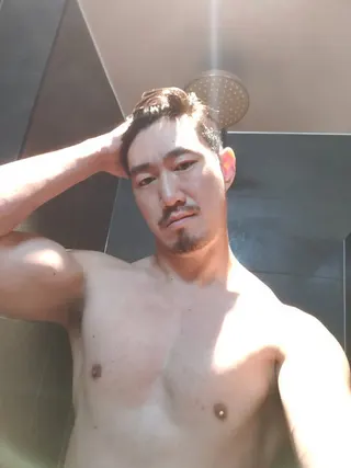 Leo Saga, OnlyFans gratis
