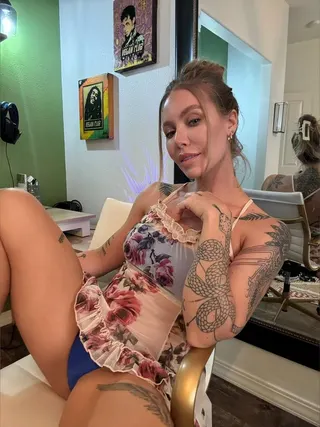 Nicole Aniston, OnlyFans gratis