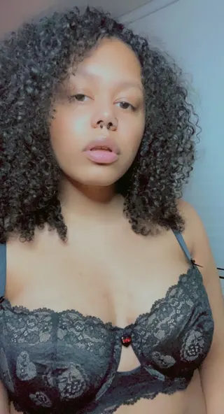 Elise the Queen, OnlyFans gratis