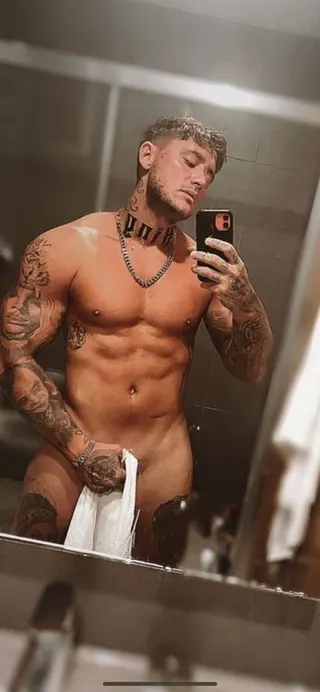 Stephen Bear, OnlyFans gratis