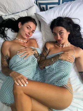Bella amp Eliza, OnlyFans gratis