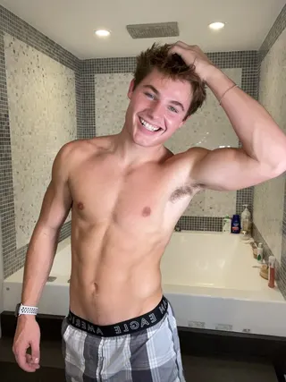 Tony Goodfellow, OnlyFans gratis